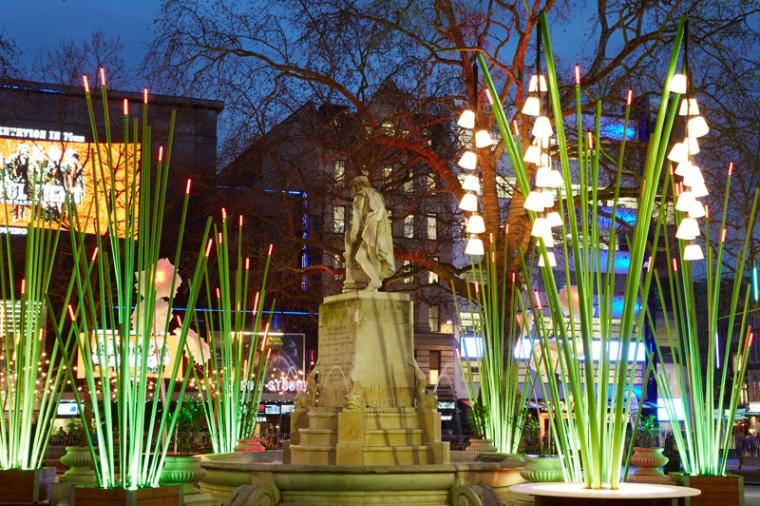 英国2016年灯光艺术节中的奇幻灯光装置
