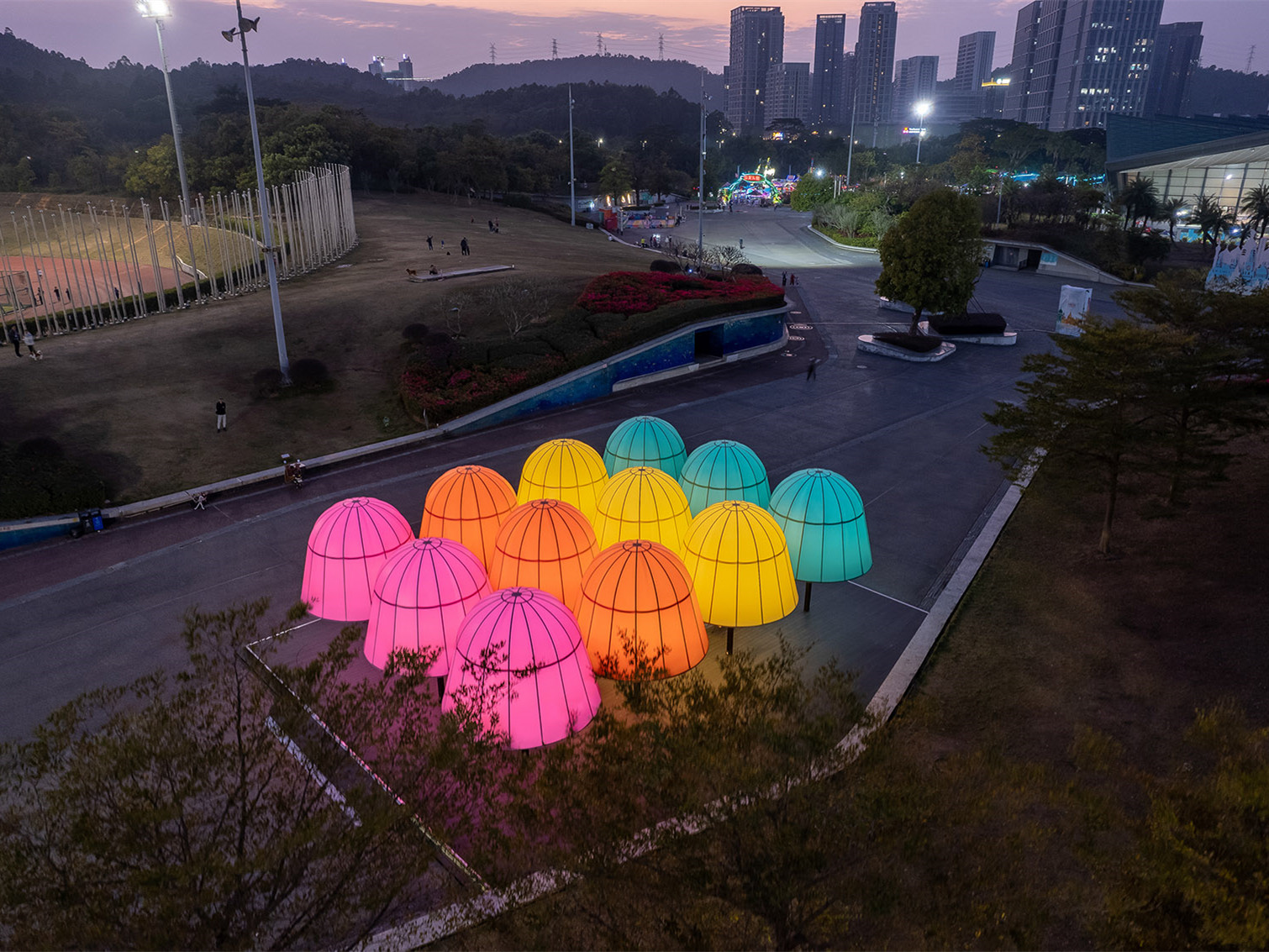 深圳大型灯光装置艺术：五色光亭