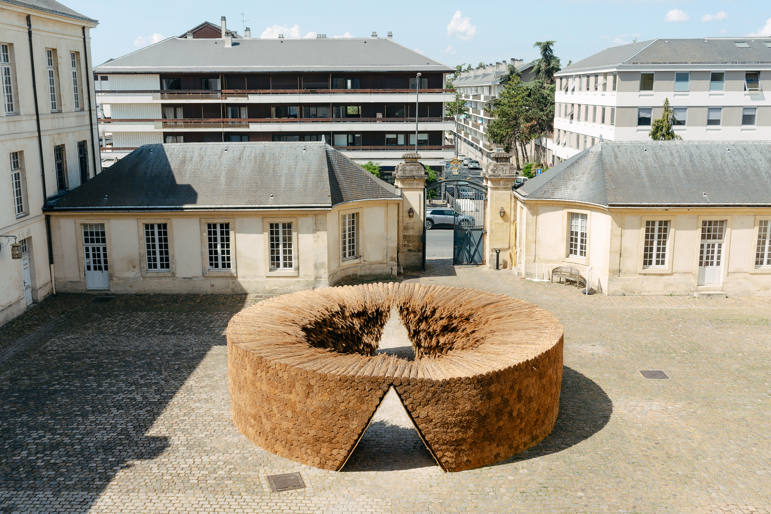 法国芦苇堆景观装置艺术