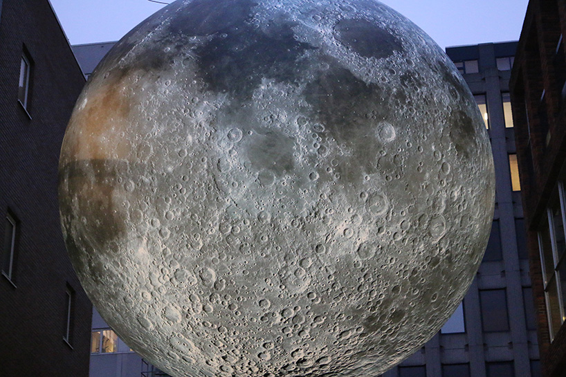 灯光装置艺术：月球博物馆